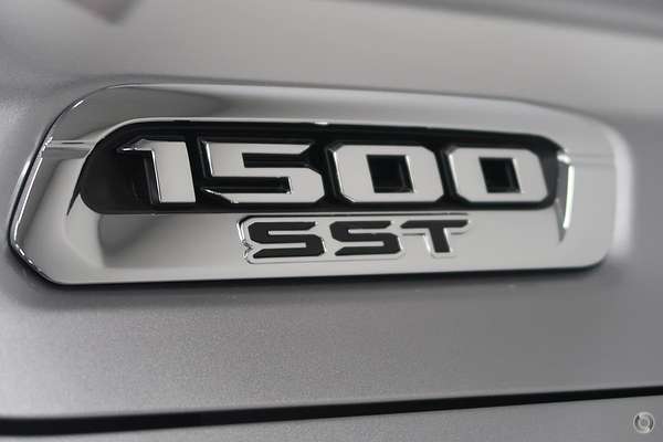 2025 RAM 1500 Laramie Sport Hurricane SO RamBox DT 4X4 SWB