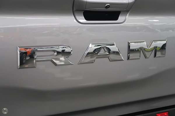 2025 RAM 1500 Laramie Sport Hurricane SO RamBox DT 4X4 SWB