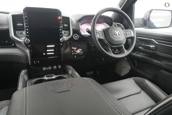 2025 RAM 1500 Laramie Sport Hurricane SO RamBox DT 4X4 SWB