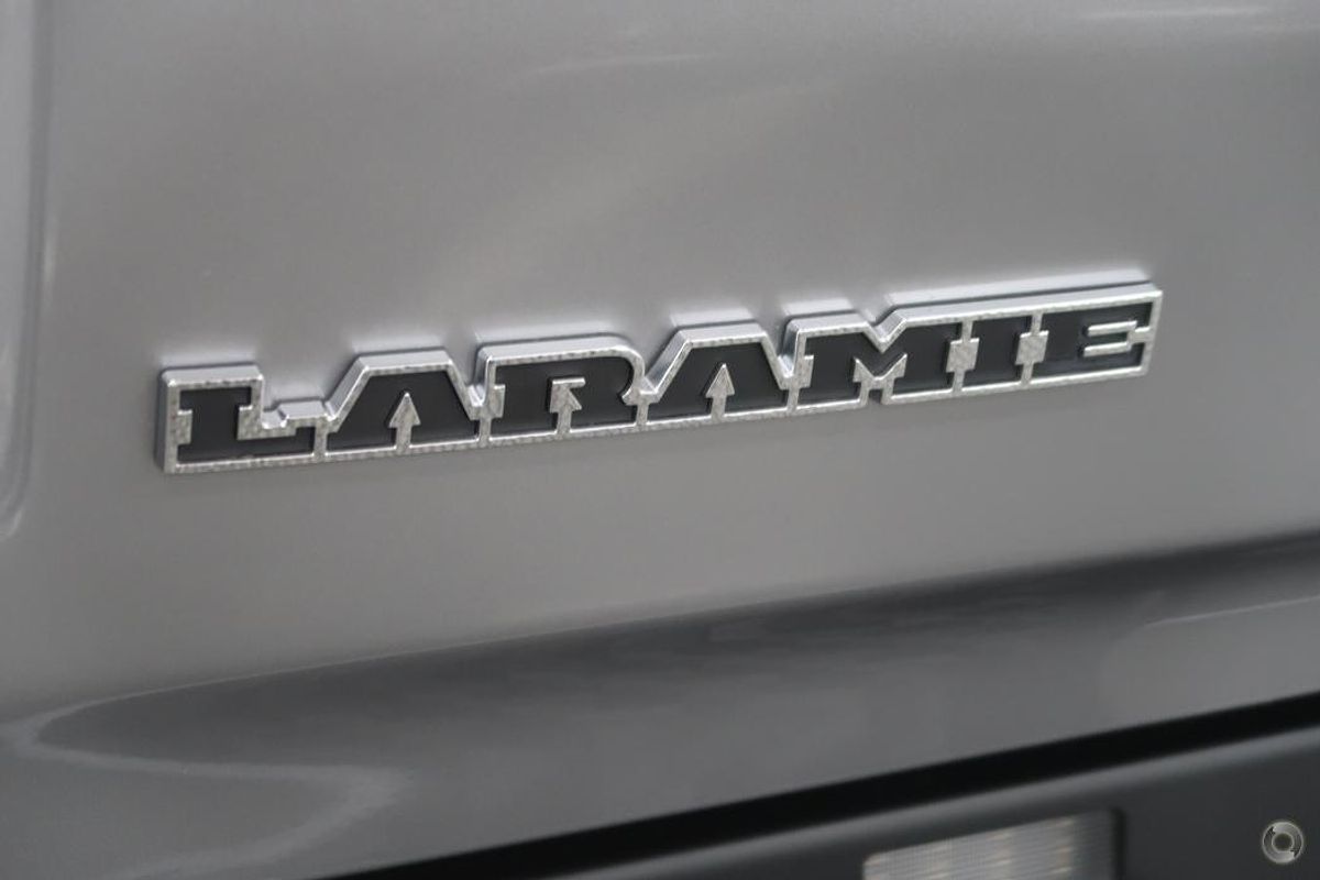 2025 RAM 1500 Laramie Sport Hurricane SO RamBox DT 4X4 SWB