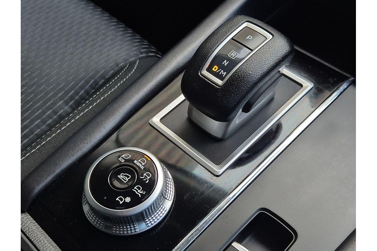 2023 Mitsubishi Outlander ES ZM