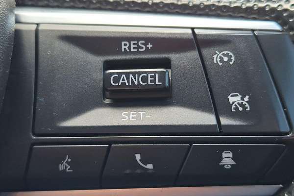 2023 Mitsubishi Outlander ES ZM