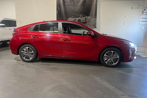 2021 Hyundai IONIQ Hybrid Elite AE.V4