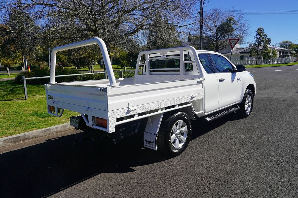2020 Toyota Hilux SR (4x4) GUN126R Facelift 4X4