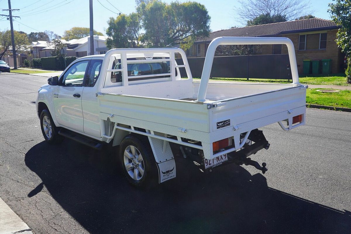 2020 Toyota Hilux SR (4x4) GUN126R Facelift 4X4