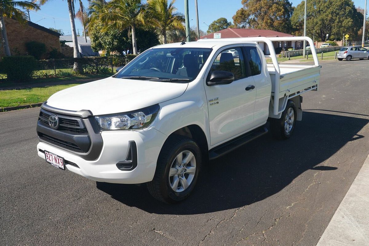 2020 Toyota Hilux SR (4x4) GUN126R Facelift 4X4