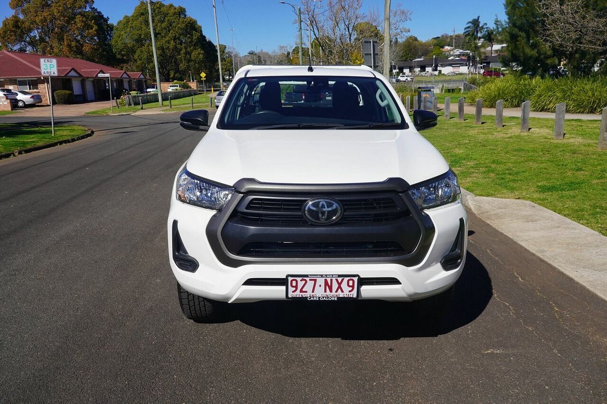2020 Toyota Hilux SR (4x4) GUN126R Facelift 4X4