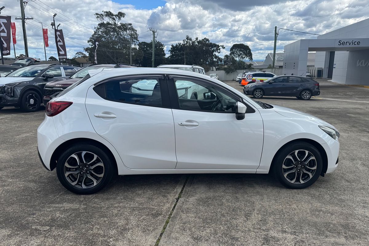 2015 Mazda 2 Genki DJ Series