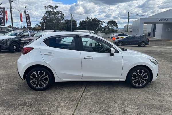 2015 Mazda 2 Genki DJ Series