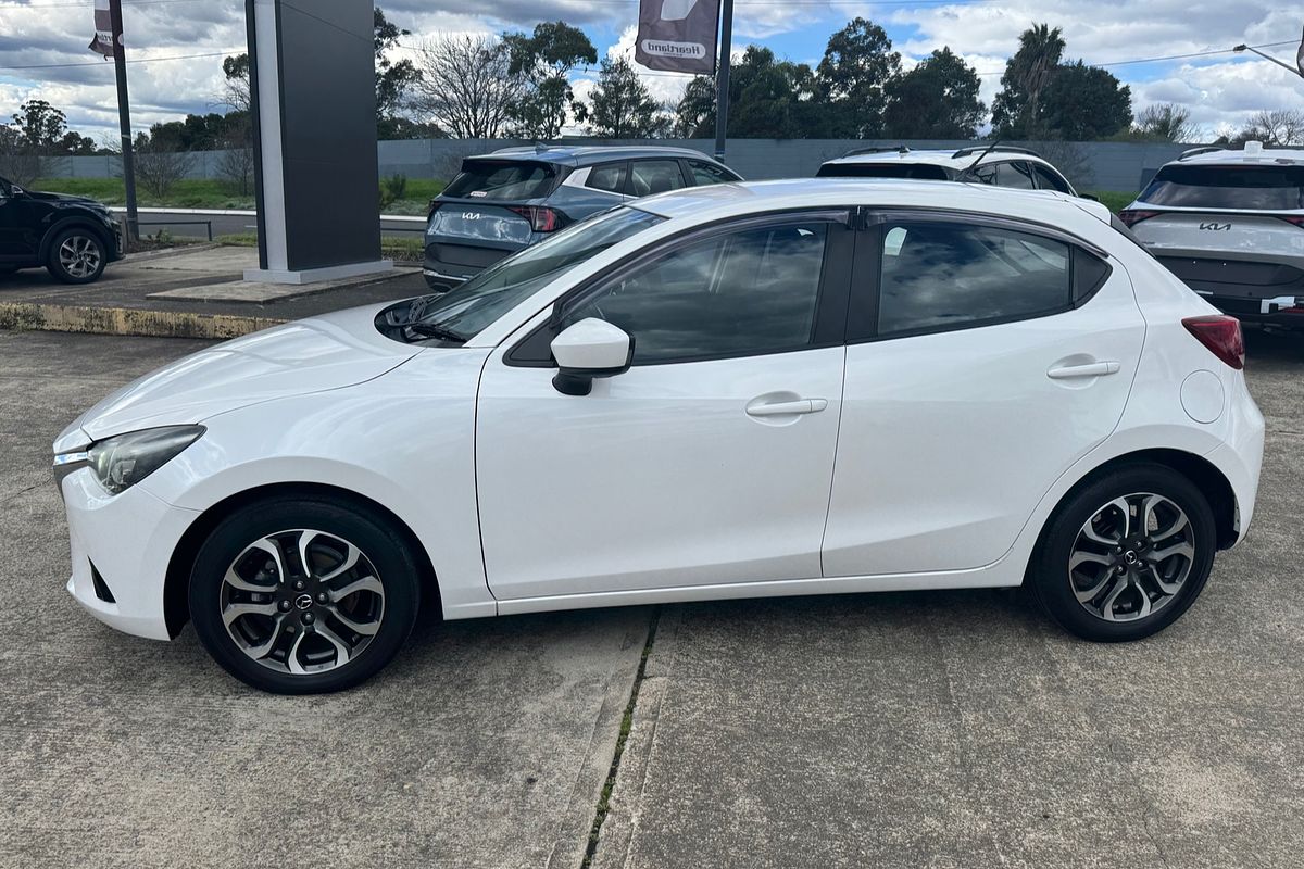 2015 Mazda 2 Genki DJ Series