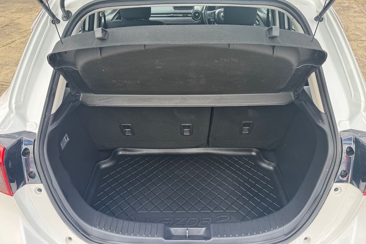 2015 Mazda 2 Genki DJ Series
