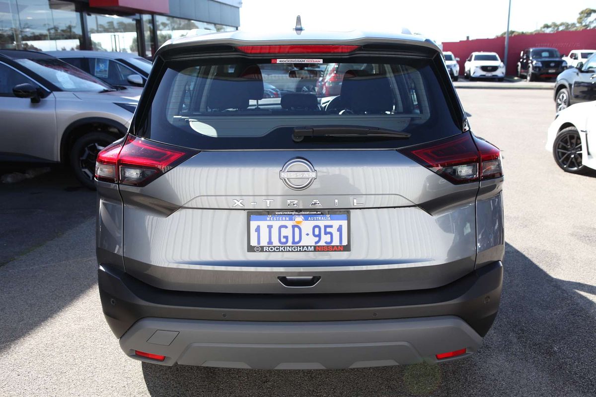 2024 Nissan X-TRAIL ST T33