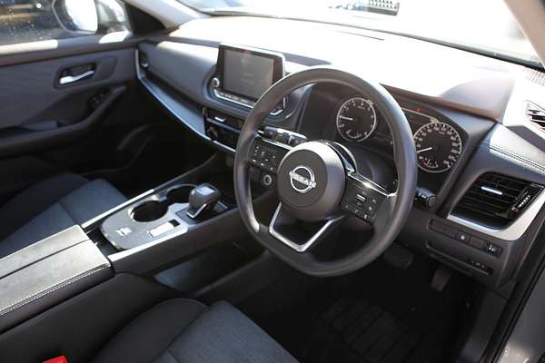 2024 Nissan X-TRAIL ST T33
