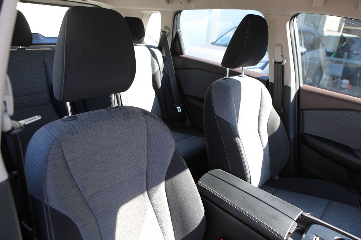 2024 Nissan X-TRAIL ST T33
