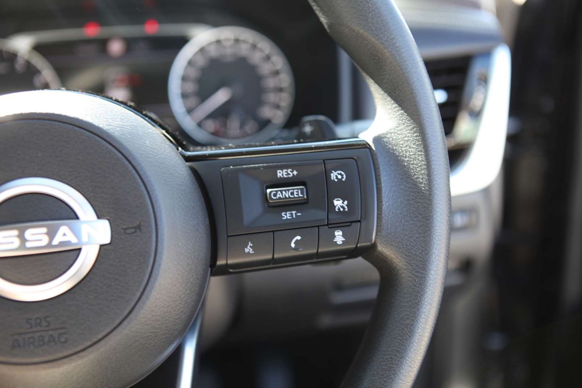 2024 Nissan X-TRAIL ST T33