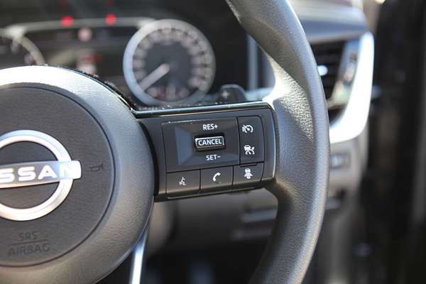 2024 Nissan X-TRAIL ST T33