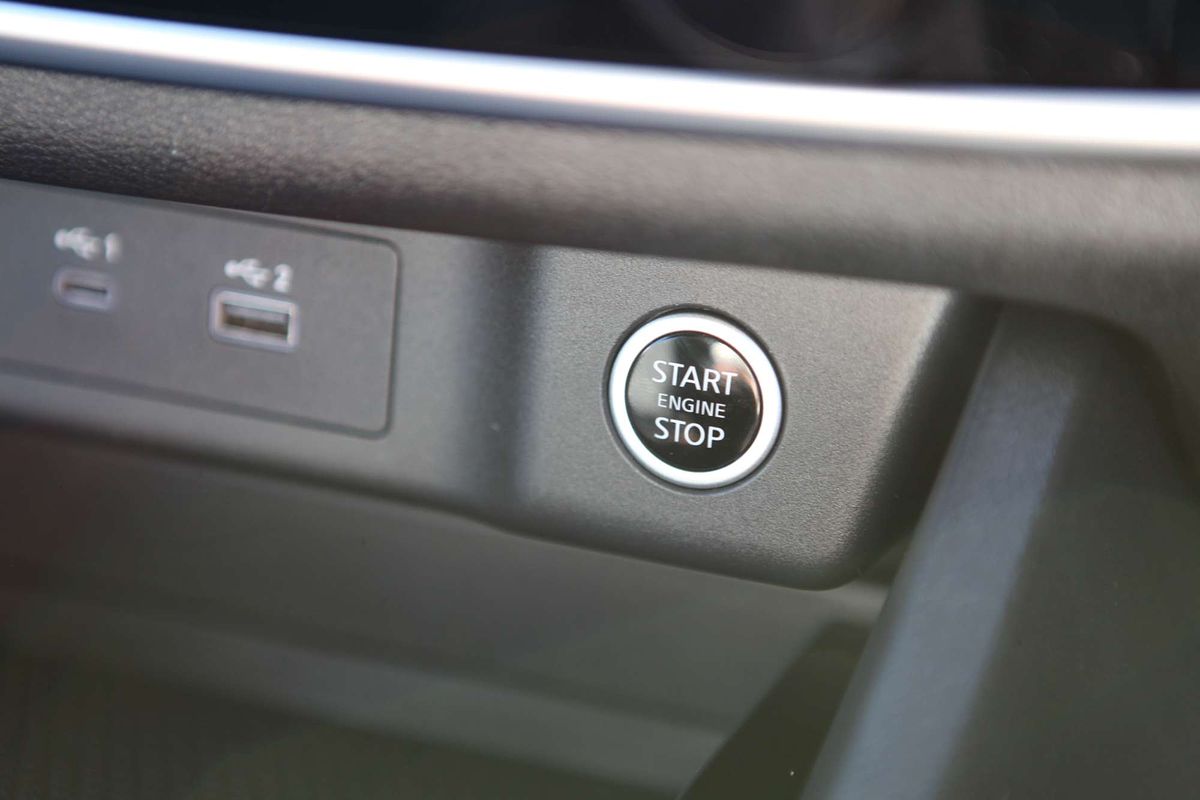 2024 Nissan X-TRAIL ST T33