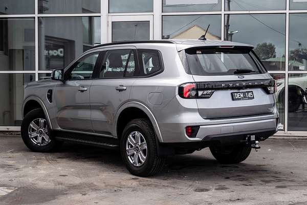 2024 Ford Everest Ambiente 2.0L