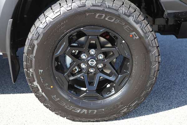 2025 Nissan Navara SL Warrior D23