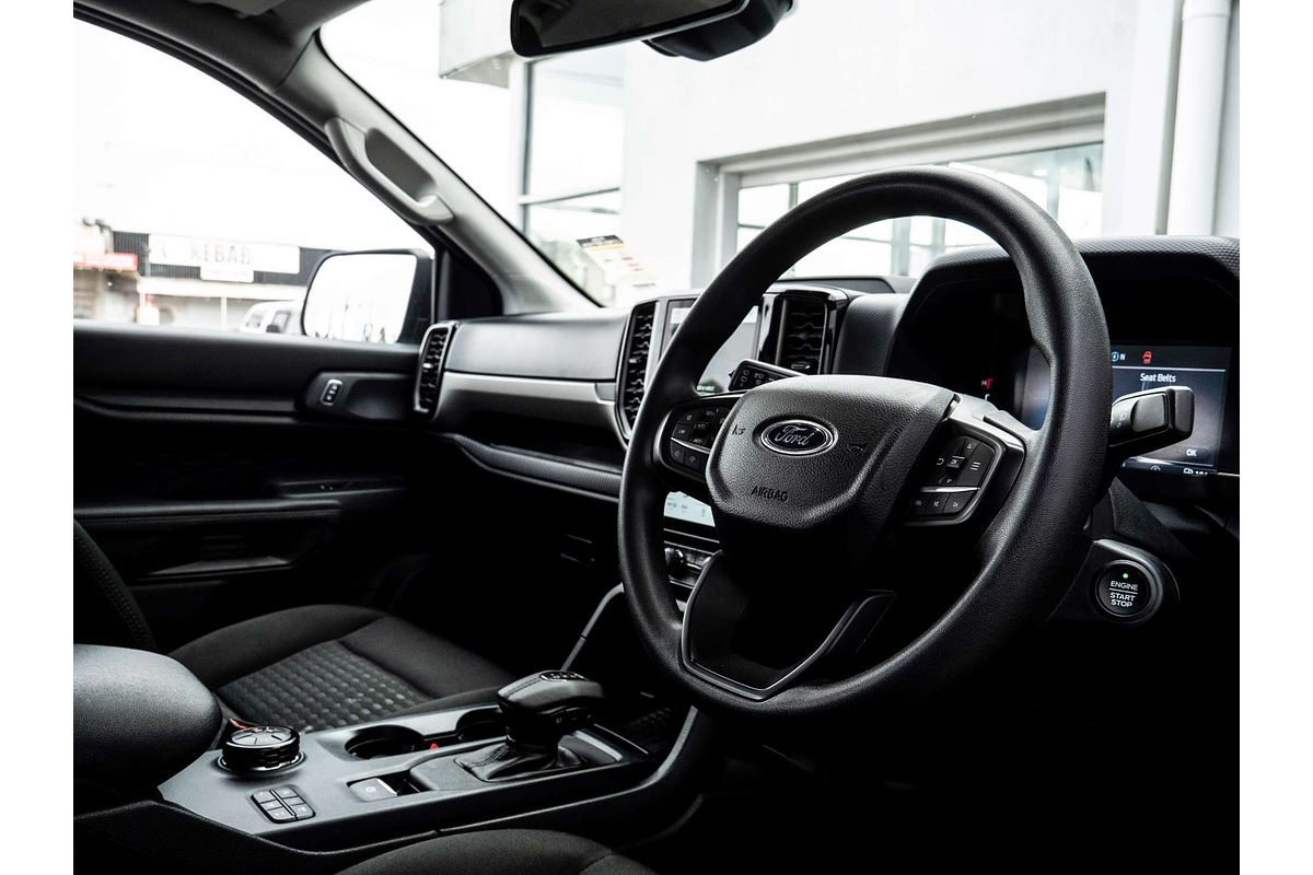 2024 Ford Everest Ambiente 2.0L