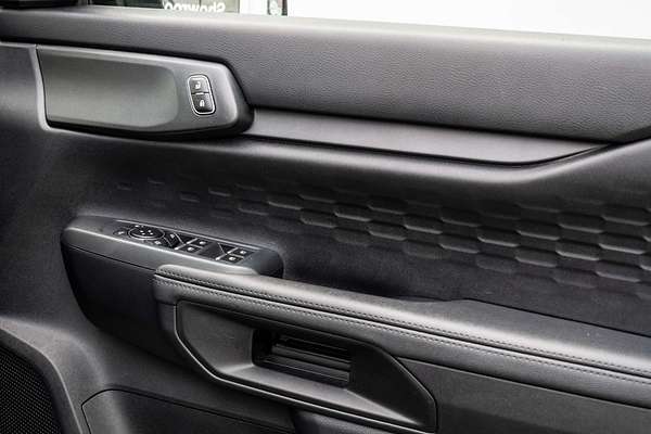 2024 Ford Everest Ambiente 2.0L