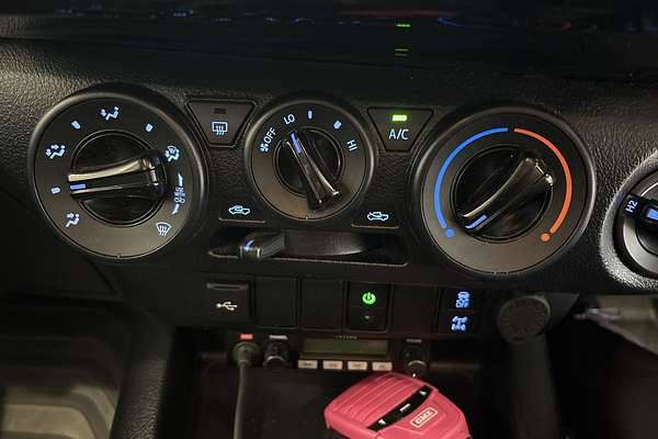 2023 Toyota Hilux SR GUN126R 4X4