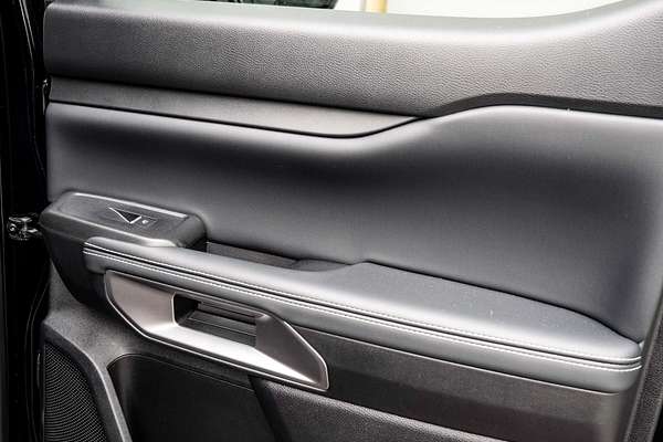 2025 Ford Ranger Platinum 4X4 3.0L