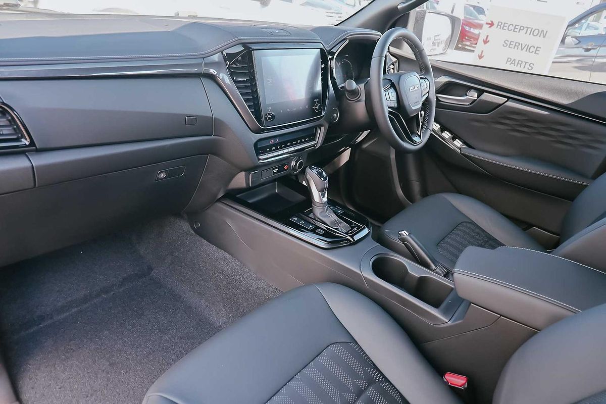 2025 Isuzu D-MAX