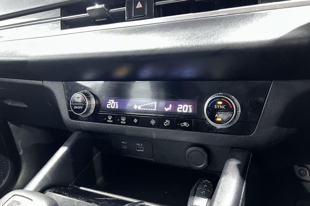 2022 Mitsubishi Outlander ES ZM