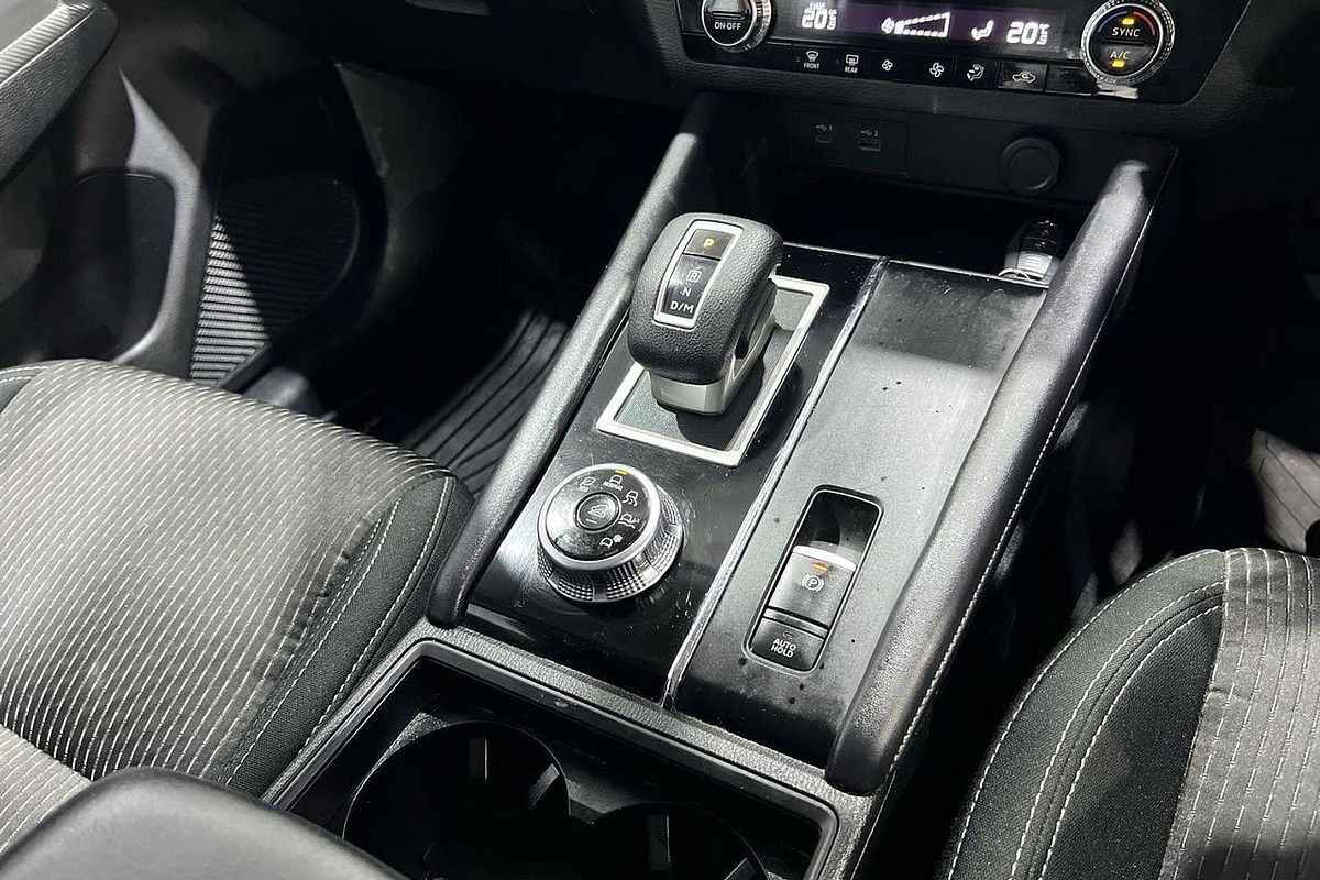 2022 Mitsubishi Outlander ES ZM