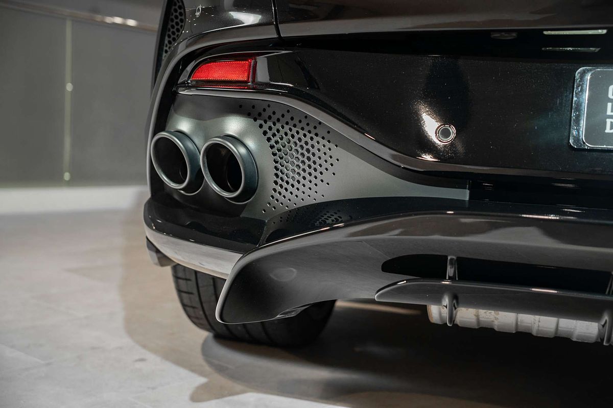 2023 Aston Martin DBX 707