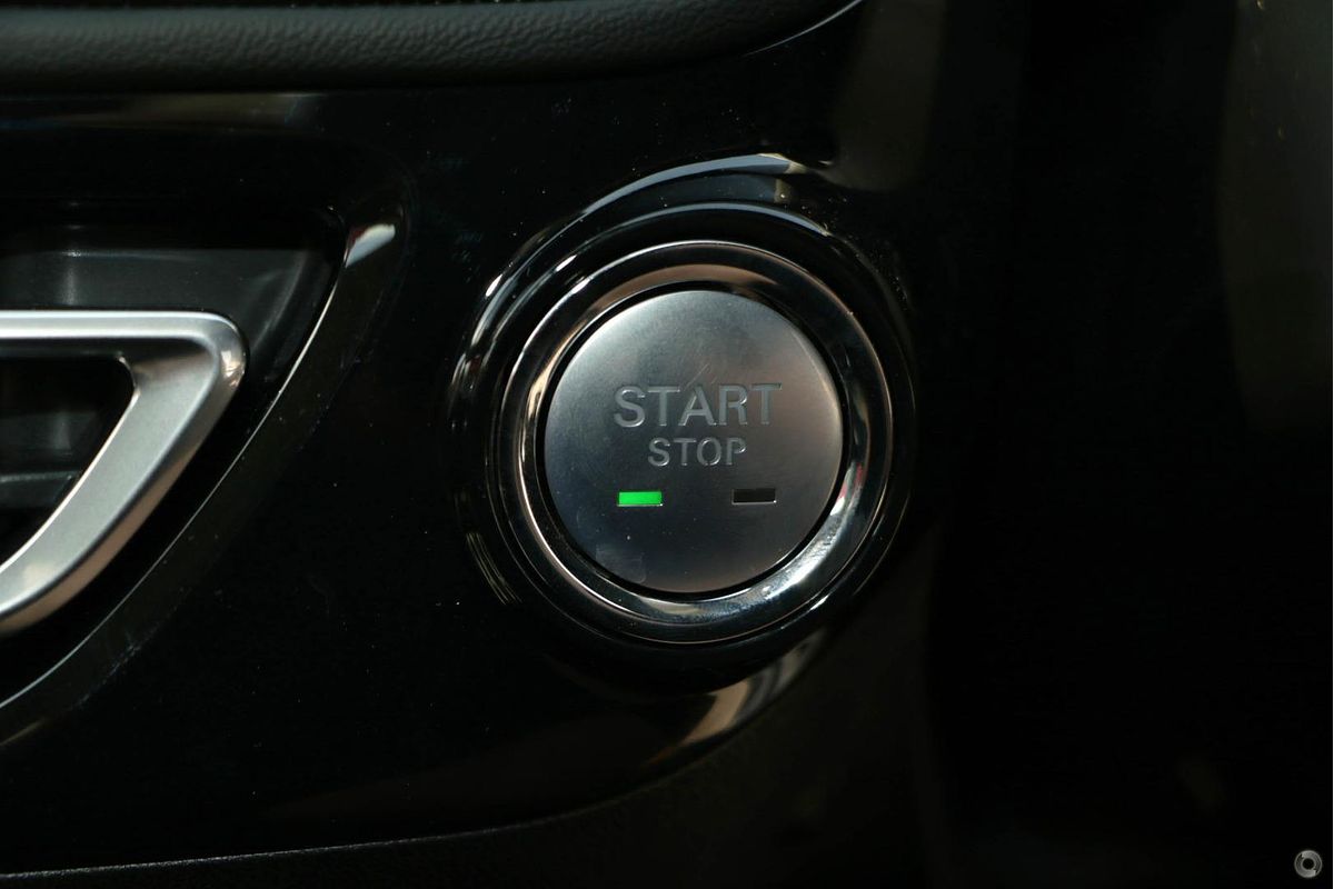 2024 MG HS Essence AS33 2WD