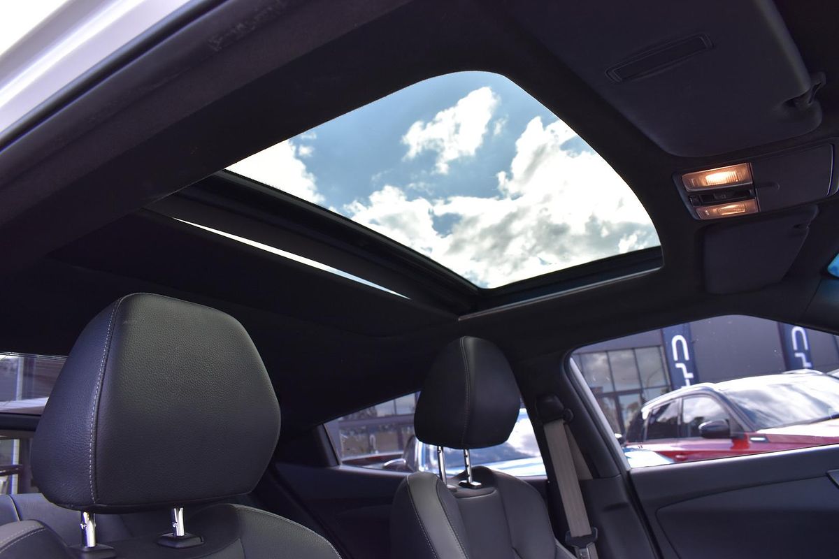 2016 Hyundai Veloster SR Turbo FS5 Series II