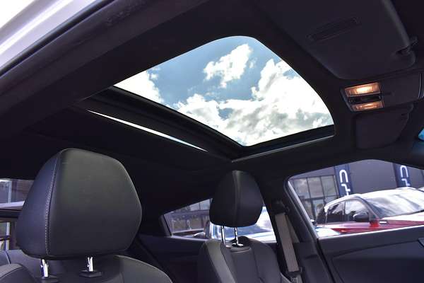 2016 Hyundai Veloster SR Turbo FS5 Series II