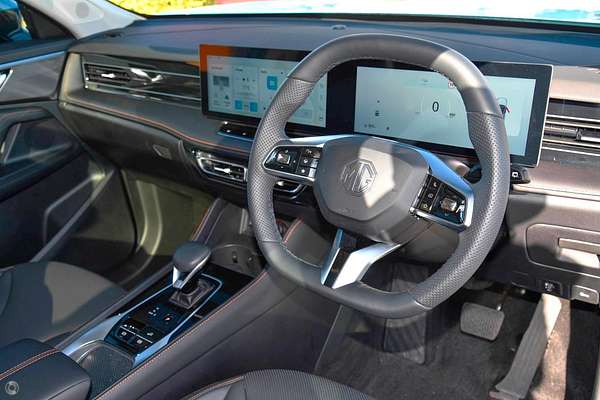 2024 MG HS Essence AS33 2WD