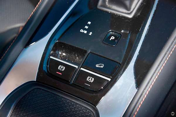 2024 MG HS Essence AS33 2WD