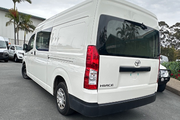 2023 Toyota Hiace GDH320R