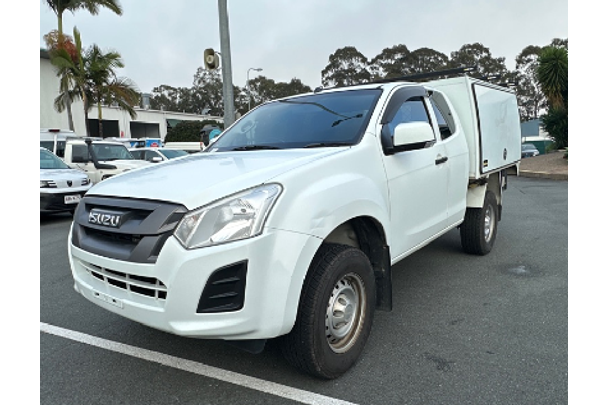2018 Isuzu D-MAX SX High Ride Rear Wheel Drive