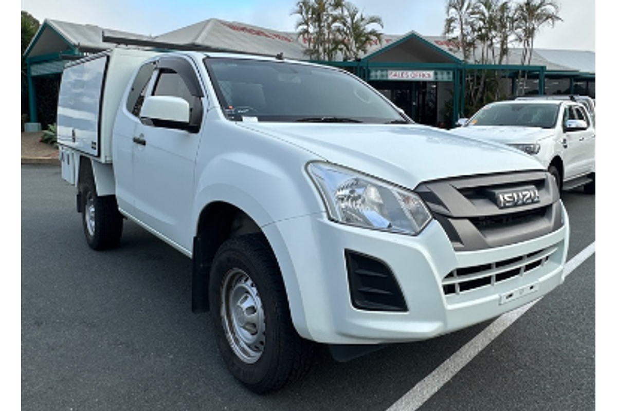 2018 Isuzu D-MAX SX High Ride Rear Wheel Drive