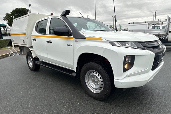 2022 Mitsubishi Triton GLX MR 4X4