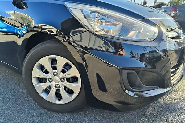 2015 Hyundai Accent Active RB3