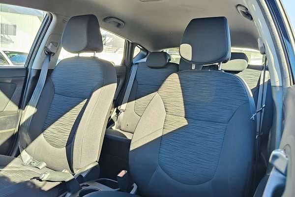 2015 Hyundai Accent Active RB3