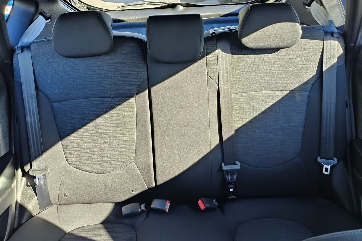 2015 Hyundai Accent Active RB3
