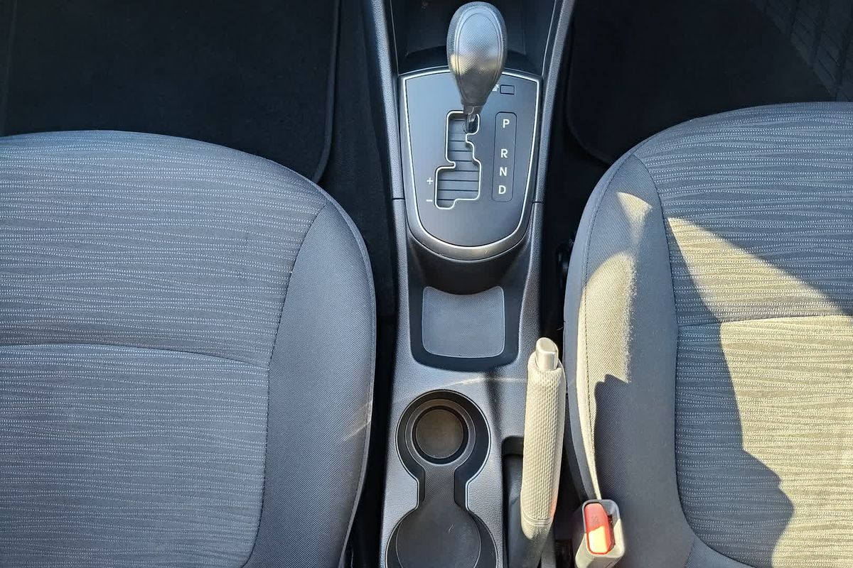 2015 Hyundai Accent Active RB3