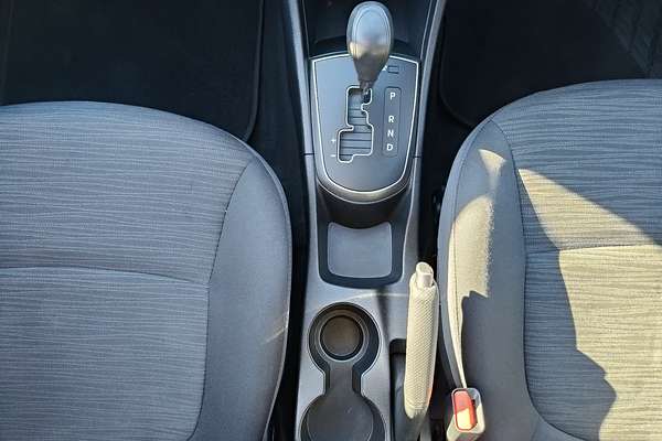 2015 Hyundai Accent Active RB3