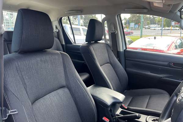 2022 Toyota Hilux SR GUN126R 4X4