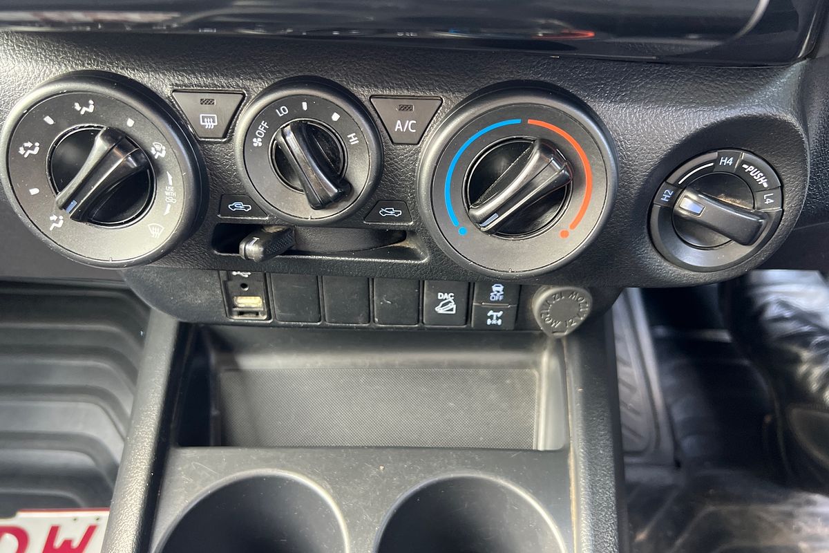 2022 Toyota Hilux SR GUN126R 4X4