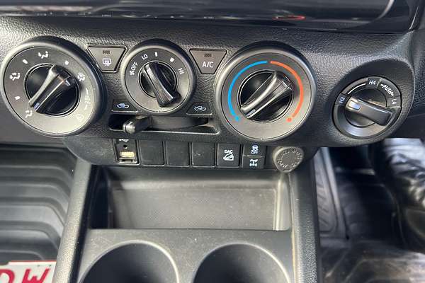 2022 Toyota Hilux SR GUN126R 4X4