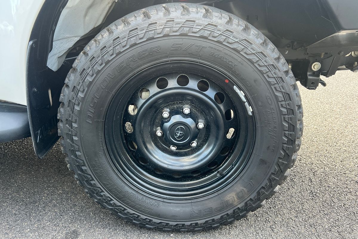 2022 Toyota Hilux SR GUN126R 4X4