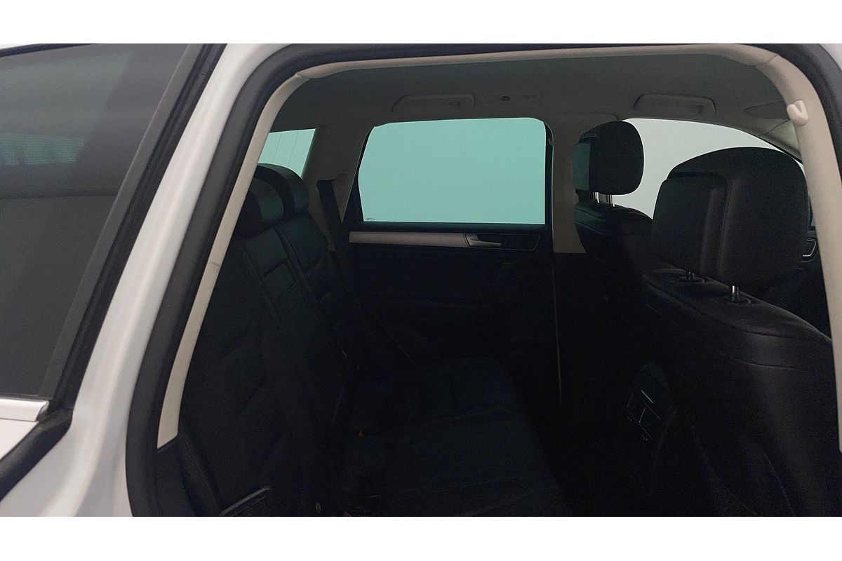 2015 Volkswagen Touareg 150TDI Element 7P